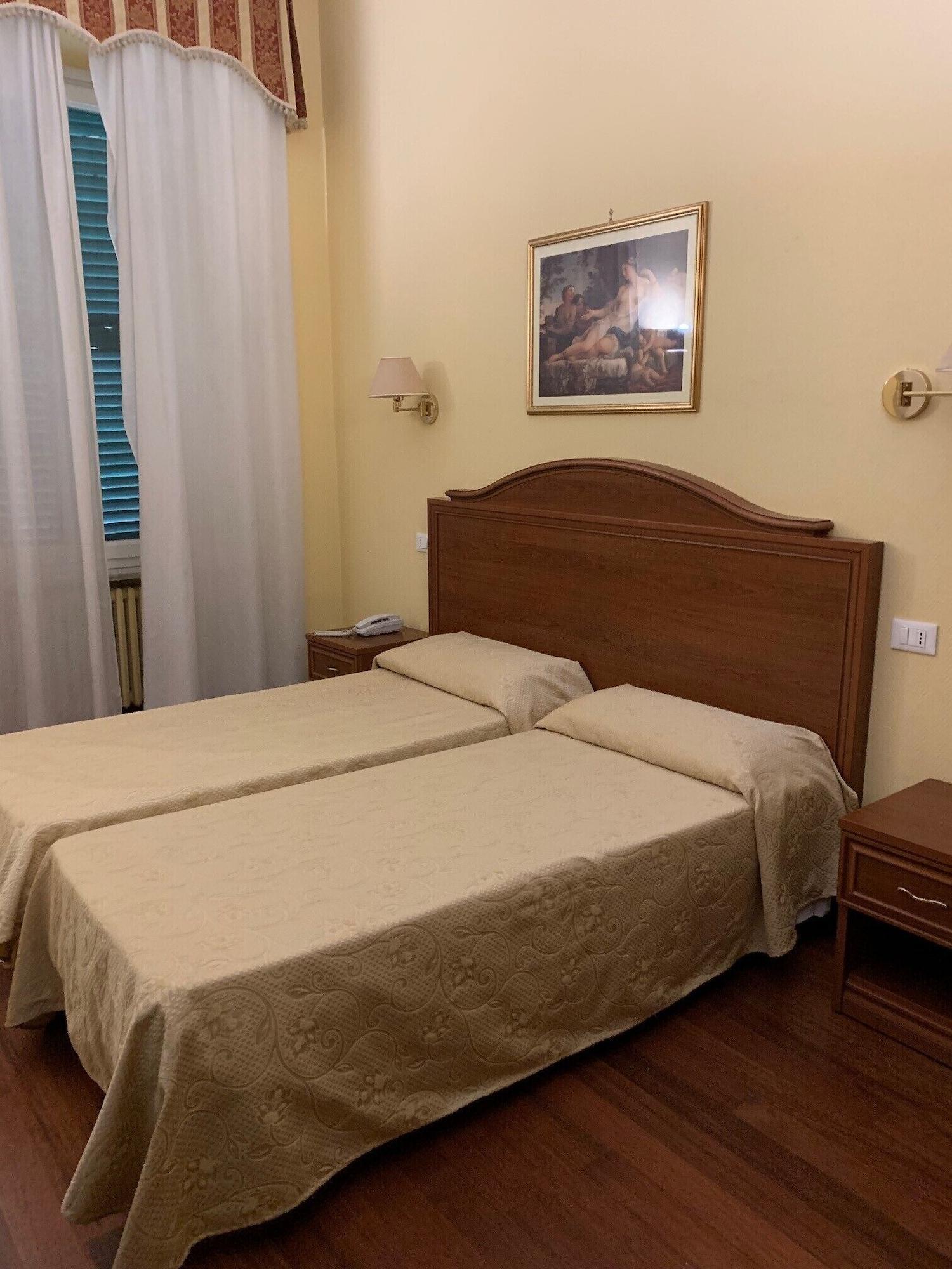 Hotel Villa Aricia Ariccia Esterno foto