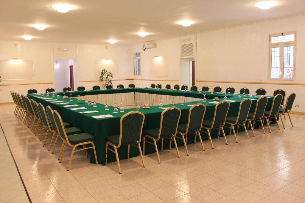 Hotel Villa Aricia Ariccia Esterno foto