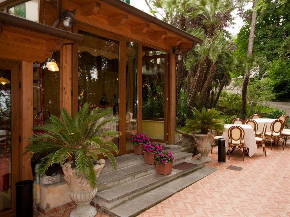 Hotel Villa Aricia Ariccia Esterno foto